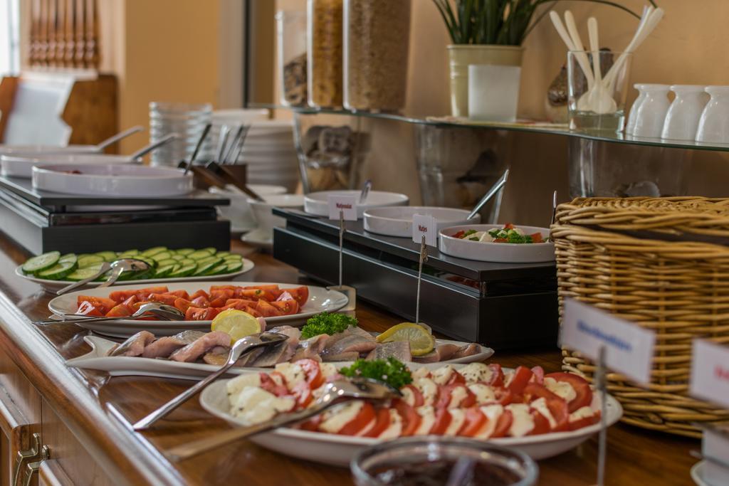 Pension Erdmann - Hotel Garni Херингсдорф Екстериор снимка