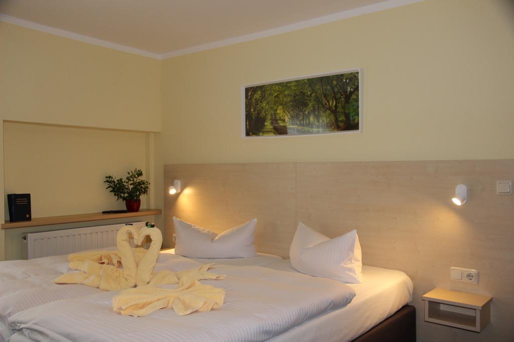 Pension Erdmann - Hotel Garni Херингсдорф Стая снимка